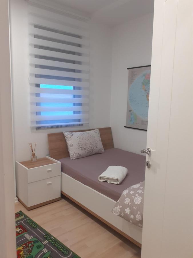 Lake View Apartment ติรานา ภายนอก รูปภาพ